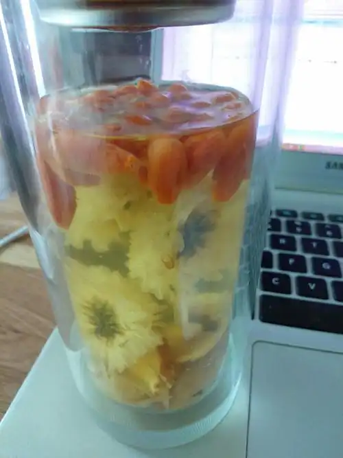 介绍一款自己调制的功能型菊花茶