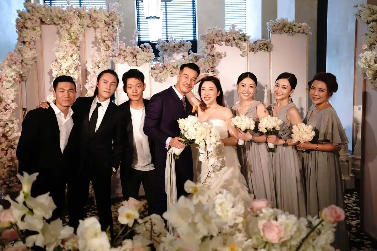 海哥,祝您永远幸福,新婚快乐!