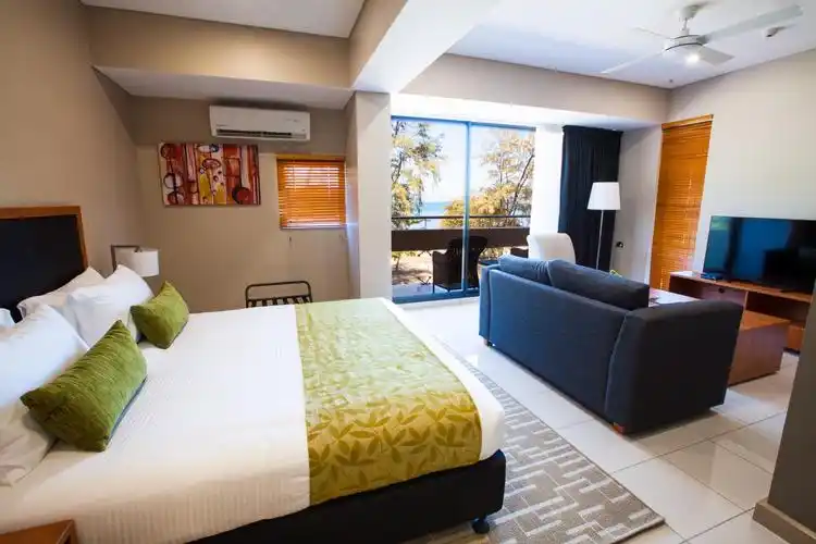 莫尔滋比港埃拉海滩酒店 (ela beach hotel )真实住客评鉴&超杀特惠