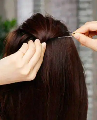 夏季漂亮女生扎4款可爱马尾辫