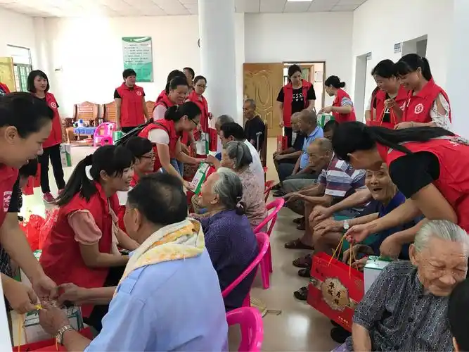 "情系中秋节,爱驻敬老院"泰美中心小学志愿服务分队慰问敬老院活动