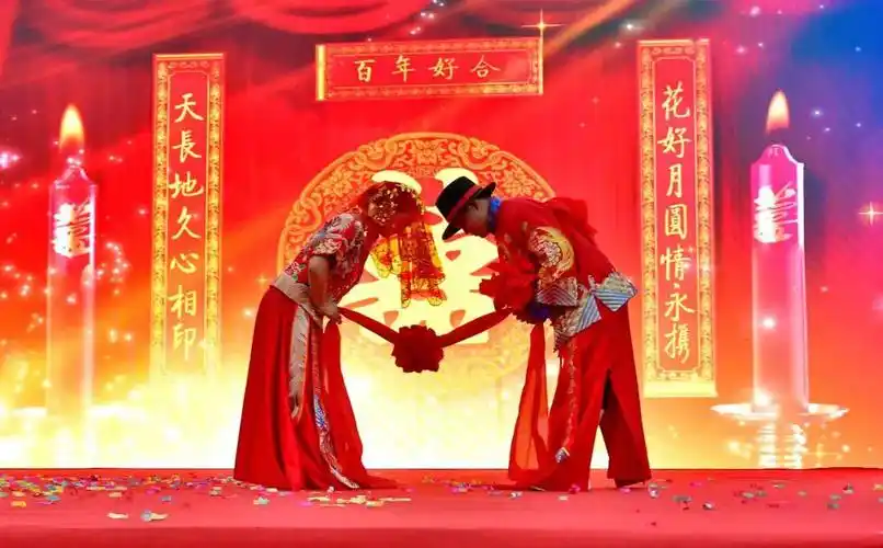 元朝至正年间(1341-1368),由东阳人陈拱辰始迁于此,至今已传至第三