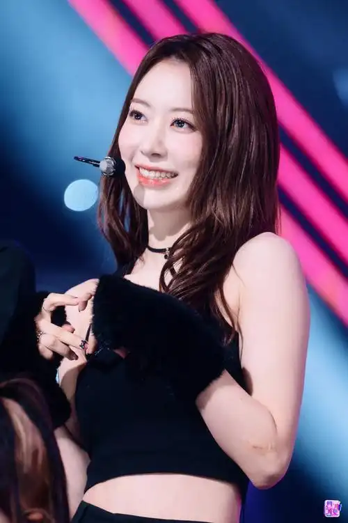 宫脇咲良 - 堆糖,美图壁纸兴趣社区