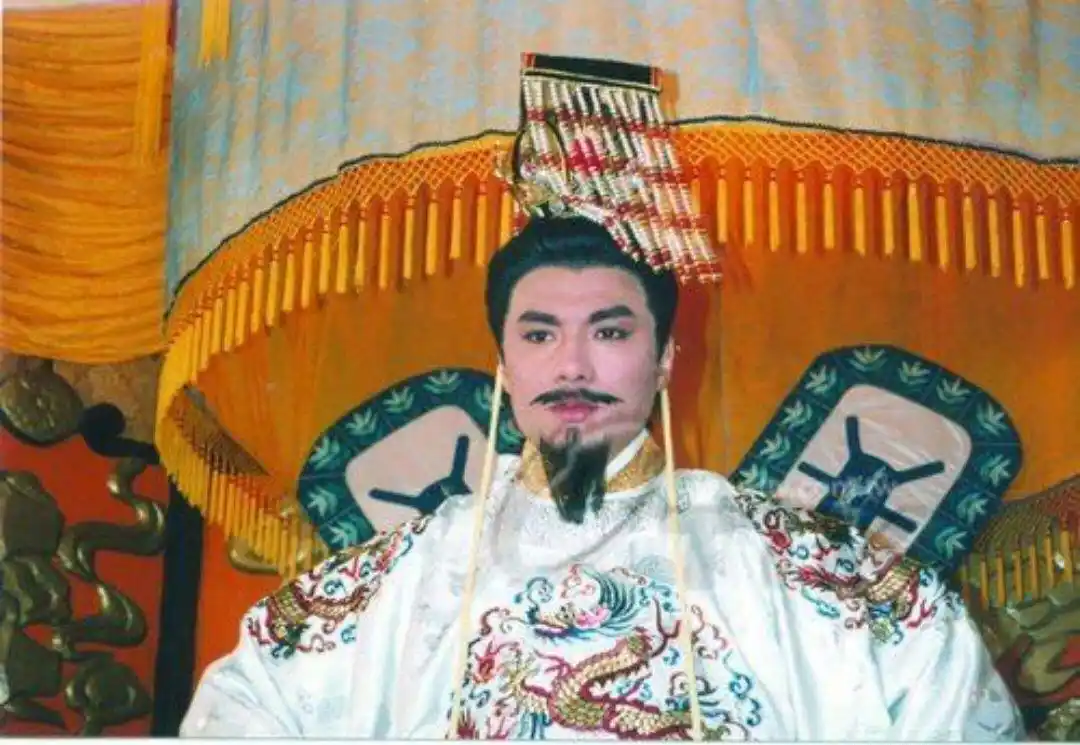 《唐太宗李世民》之所以记忆深刻,看林俊贤超帅的样子就明白了!