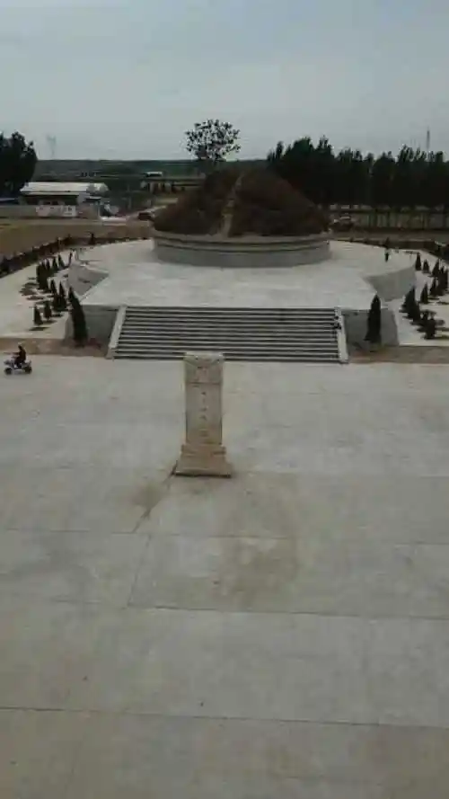 航拍位于河北河间市冯国璋之墓,也是相声演员冯巩的曾祖父