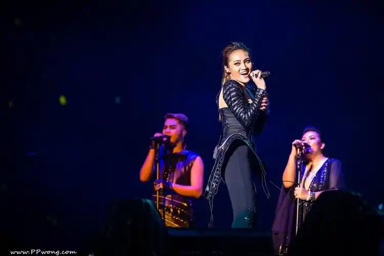 叶玮庭 赖圣恩2015张惠妹乌-冠军小屁屁 ppwong.com