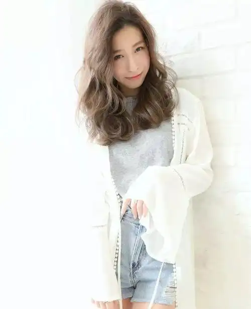 中长发烫发发型推荐高清大图