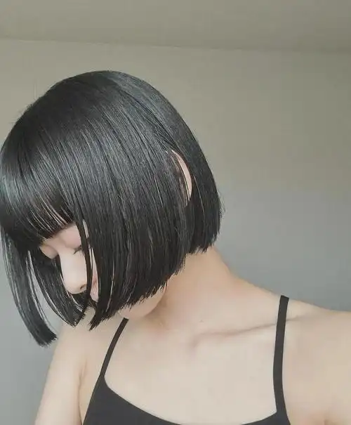 新波波头发型来了,最减龄的发型魔法,让你瞬间年轻好几岁|碎发|脸型