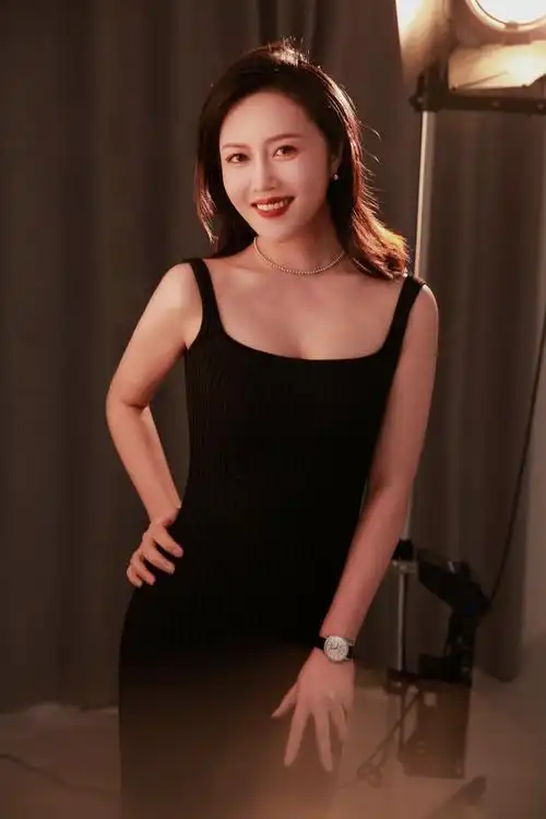 data-lemmaid="7214178">四川广播电视台 /a>的主持人