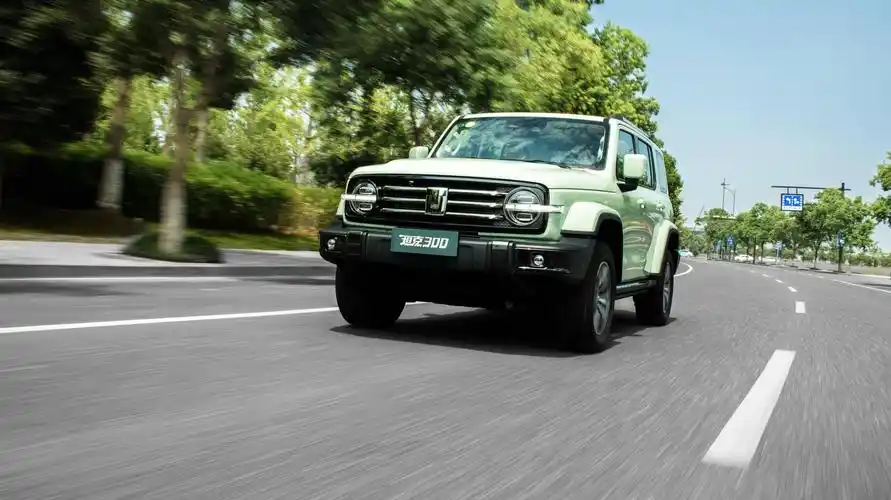 成为爆款需要几步牛车网试驾坦克300城市版