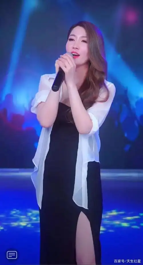 靓声,于今日凌晨0点在各大音乐门户网站,上线发行了一首个人新单曲,歌