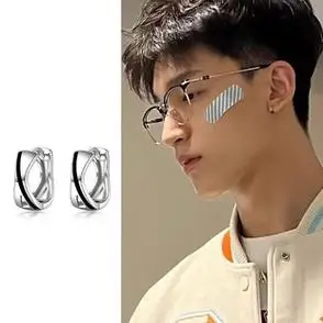 莫比乌斯耳环男款小众高级设计男士耳钉轻奢痞帅耳扣男生耳饰爆款