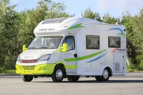 飞神精灵希尔福房车外观图片