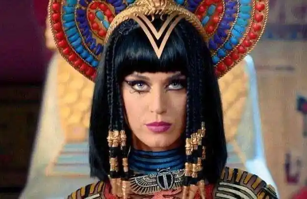 埃及艳后克利奥帕特拉七世一一石榴裙下的政治