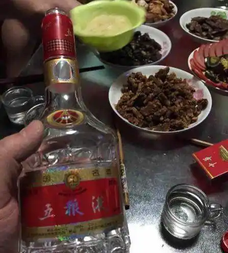 喝酒前偷用一个小方法,让你在酒桌前不容易醉,喝多了也不上头_手机