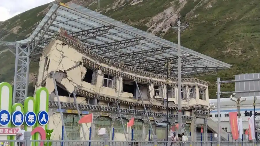 青海玉树地震10年后浴火重生焕发勃然生机
