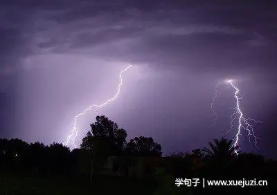 描写打雷的句子