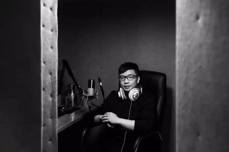 阴间神探主播紫襟陶渊明后人做主播月入百万怎么就坑了祖宗