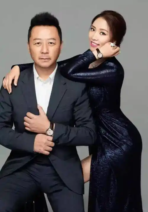 郭涛,娶小自己15岁的李燃,妻美儿帅女萌,郭涛真是不虚此生啊_德福