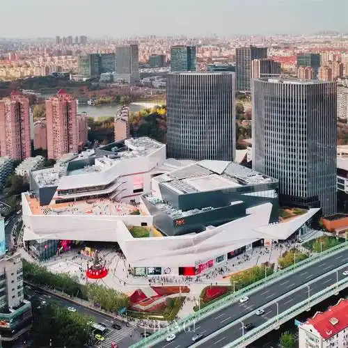 利福十年磨一剑的上海大宁久光中心正式出鞘