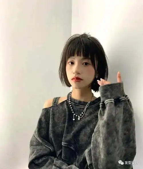 女学生短发发型2022最新图片(2021学生短发最新发型女图)