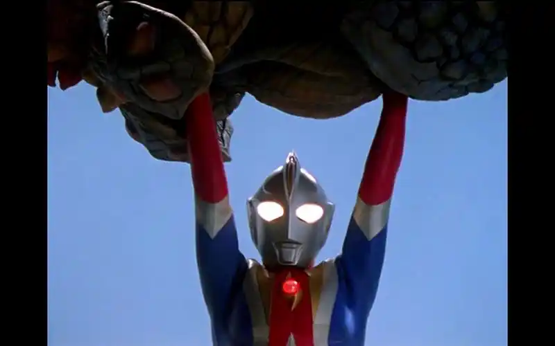 (4k画质增强)高斯奥特曼台配版第51集里即扎心又大快人心的一个片段