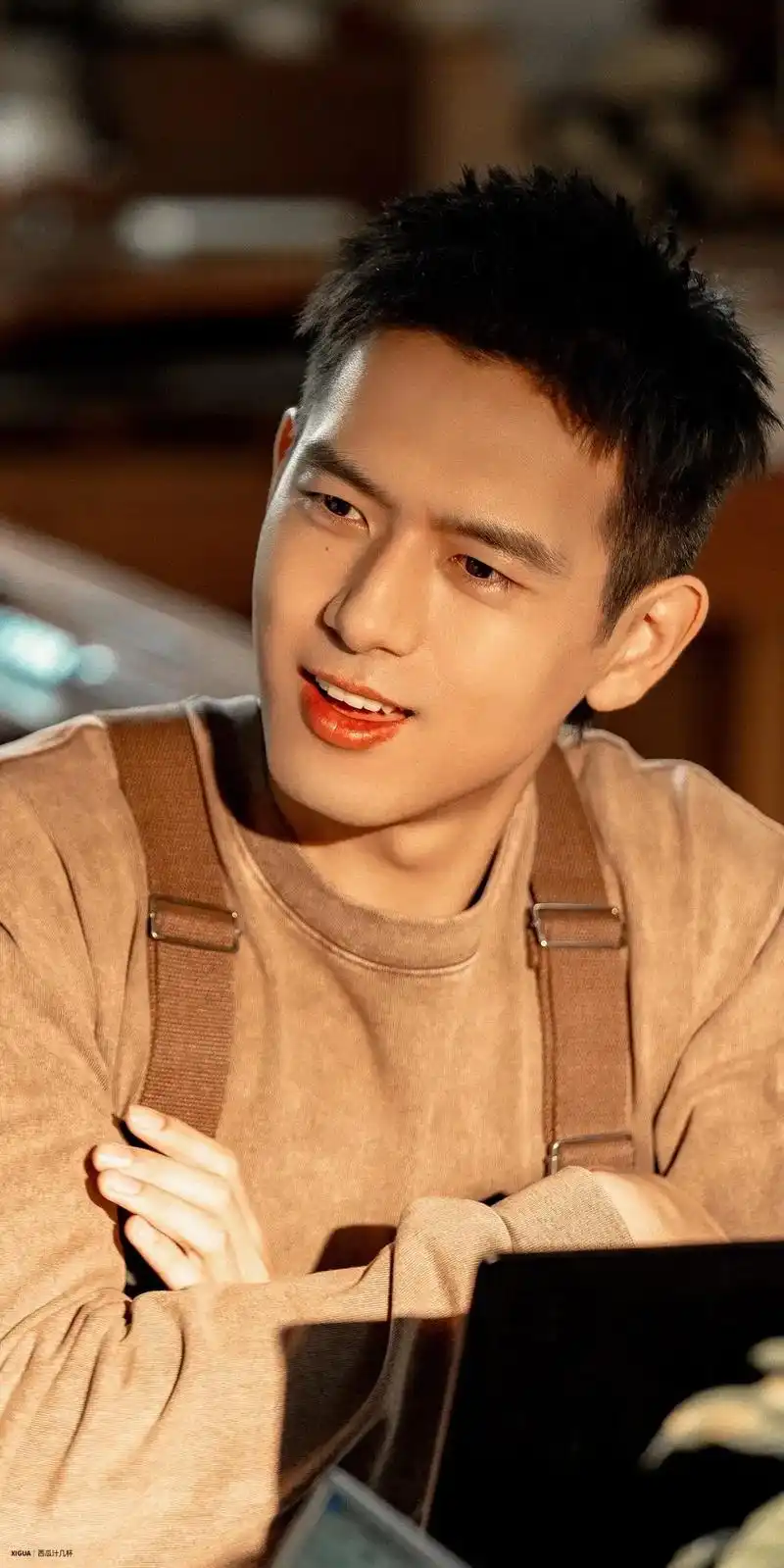 李现谢之遥  #壁纸  #瞧 - 抖音