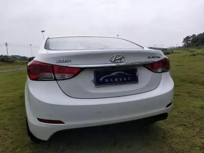 首付2万15年北京现代朗动已到店