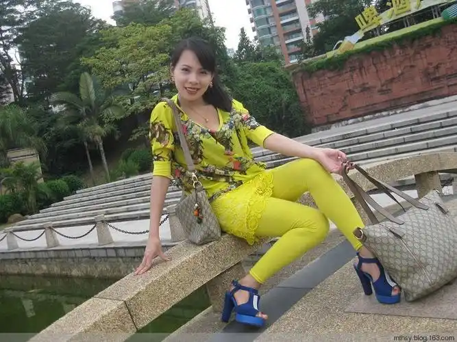 熟女自拍系列408(少妇小魔女陈佩玉系列17『前16看左侧目录』) - 全身