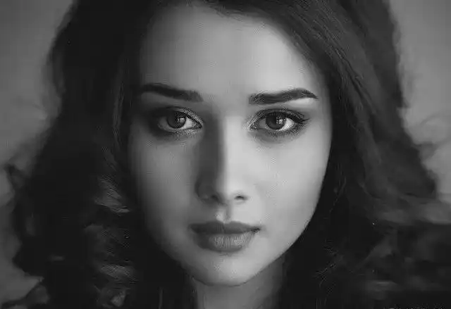 大师级黑白人像作品,感受女性的"柔与美"|人像摄影|摄影师|模特_网易