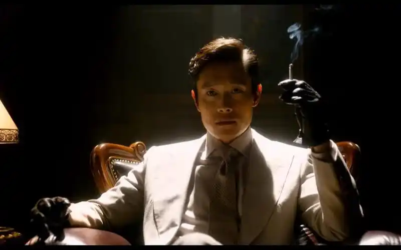 李秉宪演的黑社会又酷又可爱-韩影《局内人》导演剪辑版cut