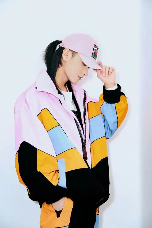 黄子韬长发高马尾