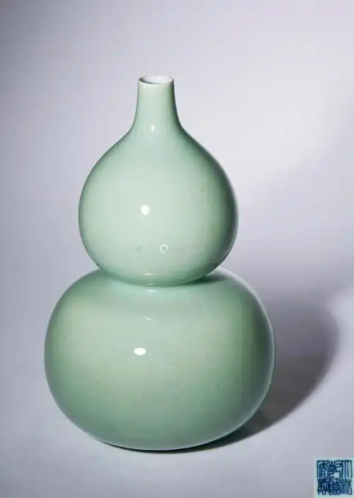 清 粉青釉葫芦瓶