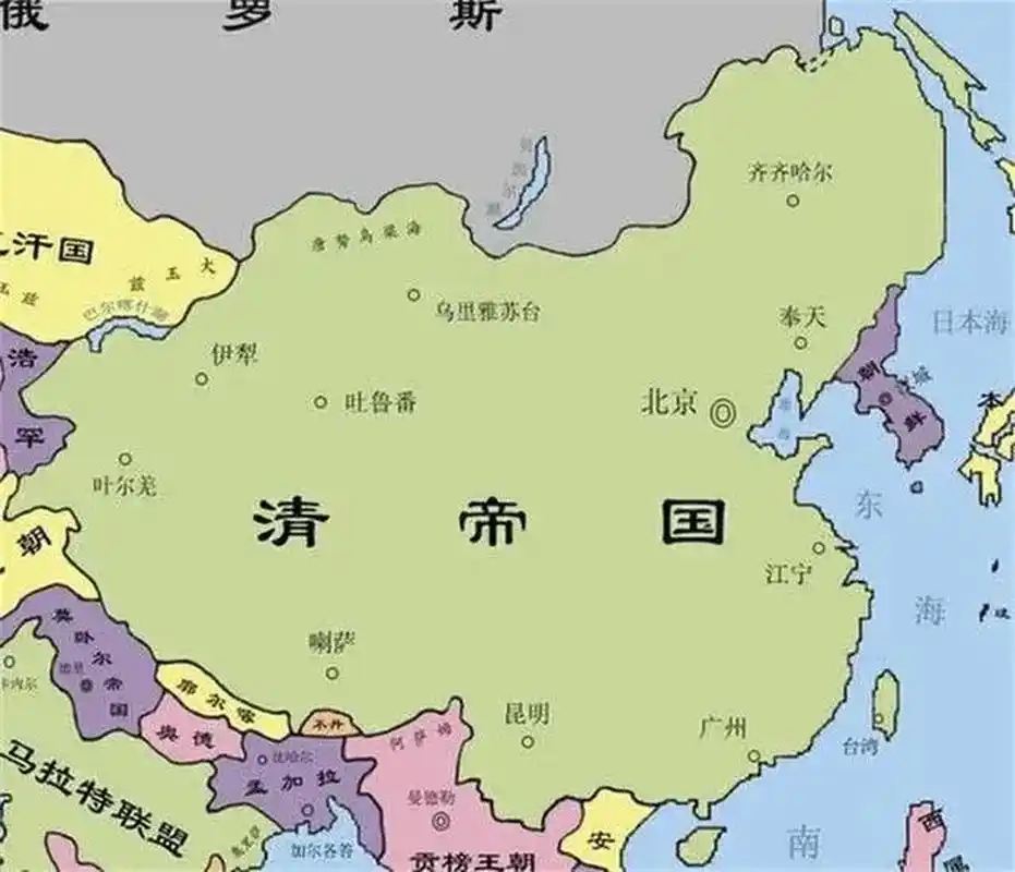 大清帝国从1840年到1912年,从衰落到灭亡用了70多年,这还只是一个被