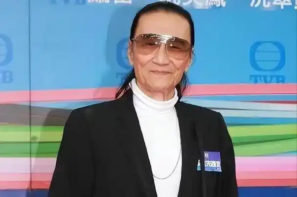 相差49岁忘年恋 : 张柏芝前公公谢贤养12年的coco , 分手6年如今咋样