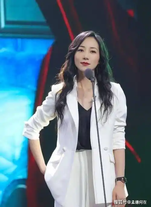 韩雪才是真尤物!这身材,性感迷人韵味十足!_生活_挑战自我_在未来