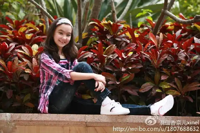 童星香奈儿图片