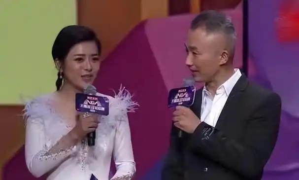 著名主持人程雷:身患肝炎娶小18岁娇妻,婚后妻子辞掉工作相陪