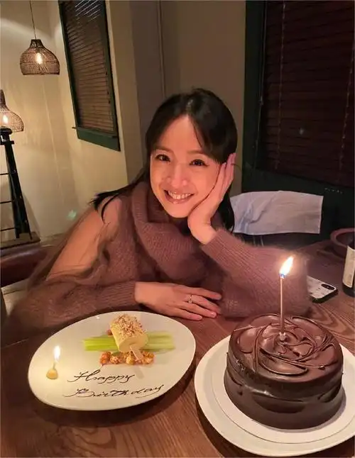 10月份顺利生下小宝宝.2021年39岁的林依晨发文官宣怀孕,分享喜悦.