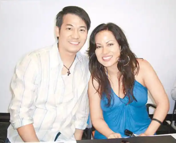 李小龙去世后唯一的女儿李香凝如今在美国现状这样