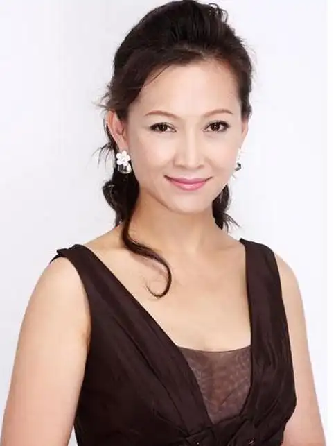 昔日红极一时的古装女神杨潞如今沦为龙套