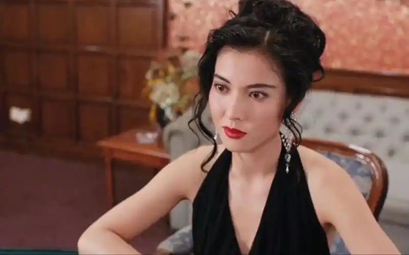 惊艳港片女配角:李婉华真是标致大气,放现在完全不输女主角!