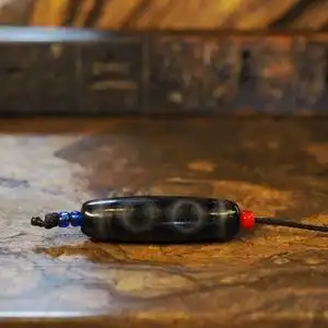 象雄千年地埋如意三眼老天珠西藏真品玛瑙玉髓吊坠措思珠散珠包老