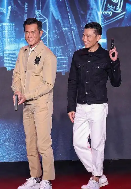 还是中年男人看着舒服,古天乐刘德华都年过50了,魅力不输小鲜肉