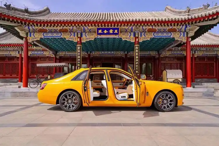 劳斯莱斯古斯特现车直降50万年底特惠中  售全国