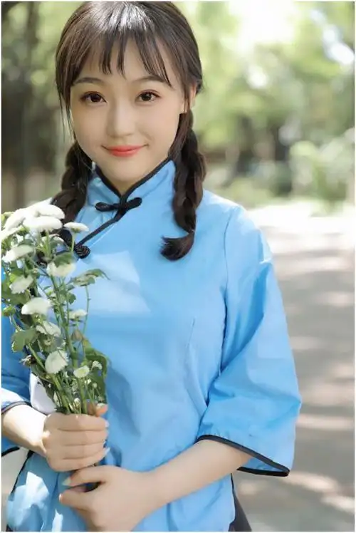 孙菻最新写真民国学生造型少女感十足