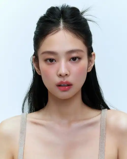 奇迹妮妮 硬照表现力之jennie kim926989(考古持续更新