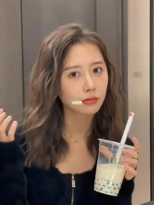 都快过年了你还不来找我做个好看的发型吗71