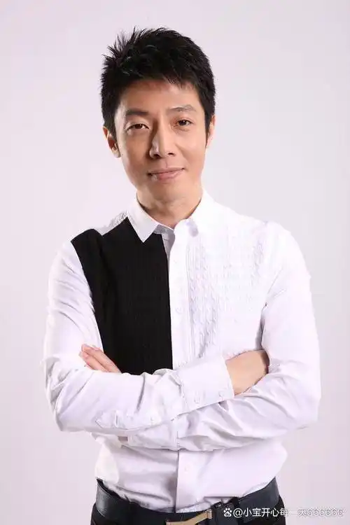 撒贝宁果然是央视显眼包,热舞嗨翻全场!