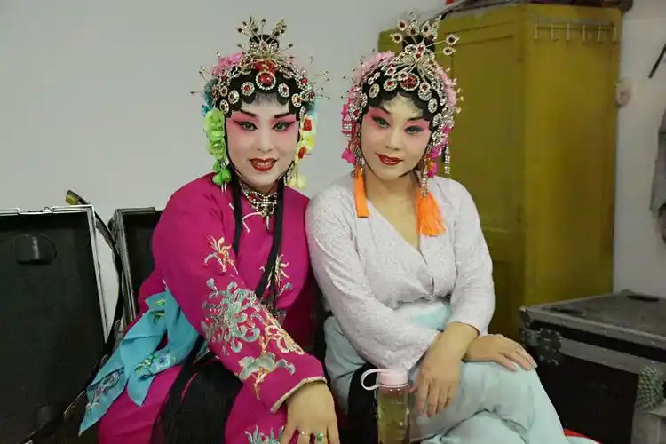 山西省晋剧院一团精品剧目《姐妹易嫁》 图片赏析